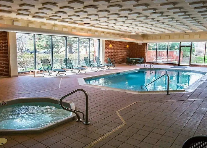 Quality - Chicago Near The Mall Inn Schaumburg