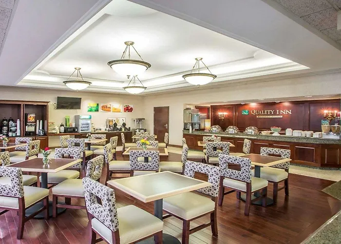 Quality - Chicago Near The Mall 4* Schaumburg
